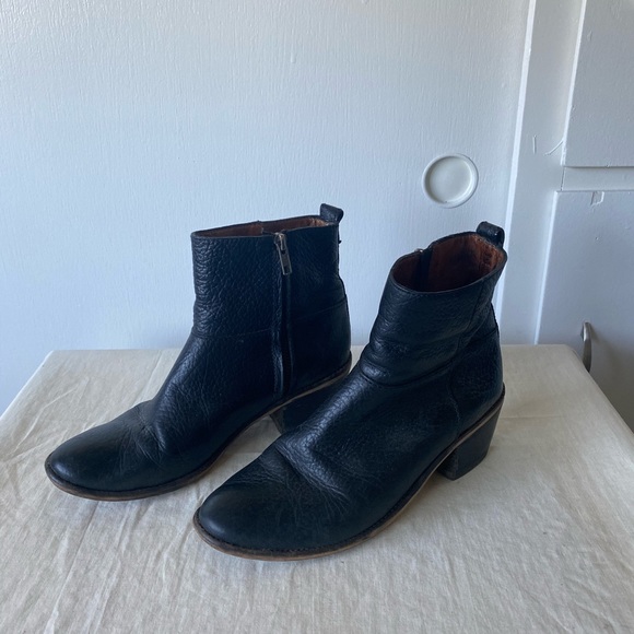 Worn in resoled 8.5 ankle boot zip heel leather stitching detail Madewell - Picture 4 of 12